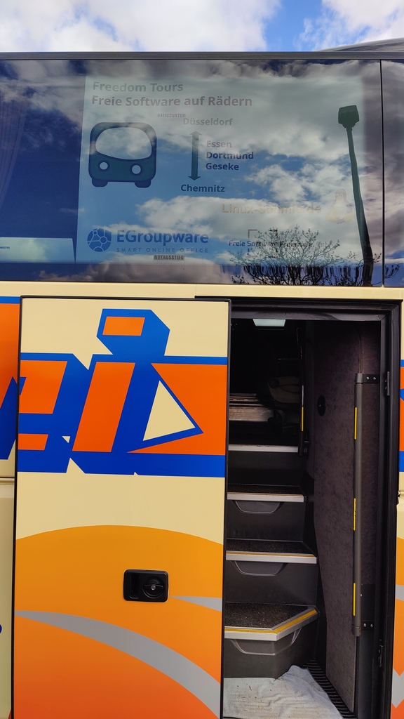 Bus der Freedom Tours 2026